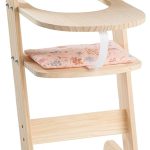 chaise haute poupee