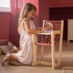 chaise haute poupee