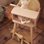 chaise haute poupee