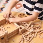 jeu de construction en bois